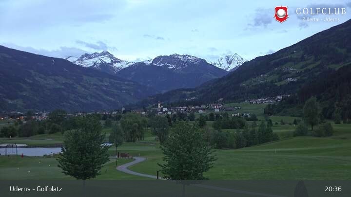 Archiv Foto Webcam Golfplatz in Uderns