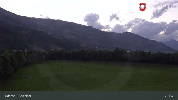 Archived image Webcam Golf Course in Uderns