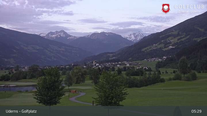 Archiv Foto Webcam Golfplatz in Uderns