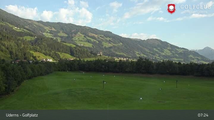Archived image Webcam Golf Course in Uderns