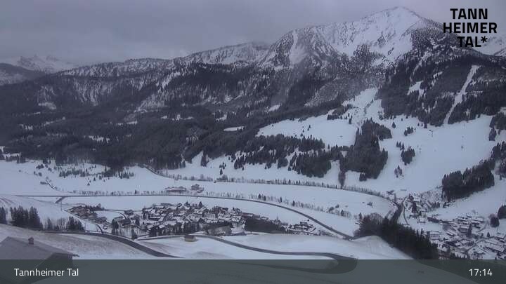 Archived image Webcam Zöblen Tannheim Valley