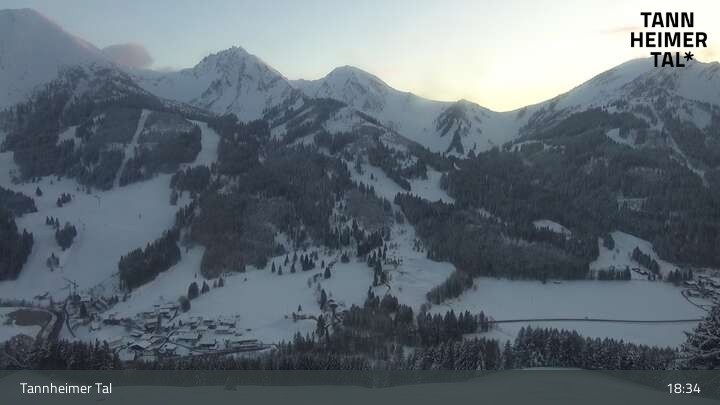 Archived image Webcam Zöblen Tannheim Valley