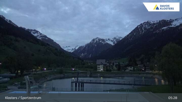Archiv Foto Webcam Sportzentrum in Klosters