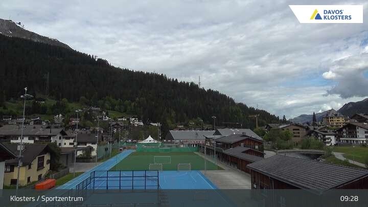 Archiv Foto Webcam Sportzentrum in Klosters
