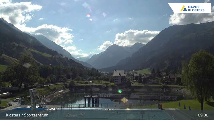 Archived image Webcam Klosters: Sports center