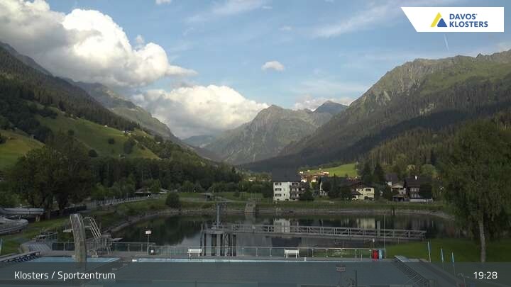 Archiv Foto Webcam Sportzentrum in Klosters
