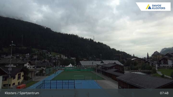 Archived image Webcam Klosters: Sports center