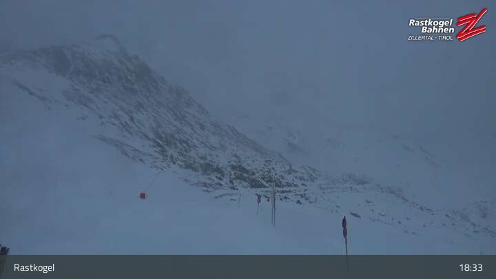 Archived image Webcam Rastkogel mountain, Tux Alps