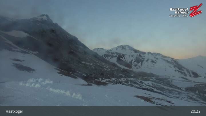 Archived image Webcam Rastkogel mountain, Tux Alps