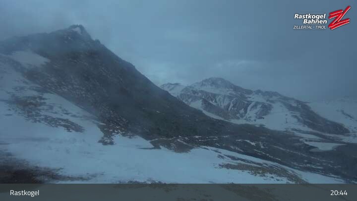 Archived image Webcam Rastkogel mountain, Tux Alps