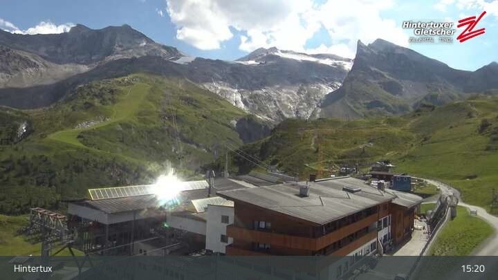 Archiv Foto Webcam Hintertuxer Gletscher: Sommerberg