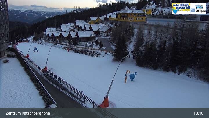 Archiv Foto Webcam Rennweg: Zentrum Katschberghöhe