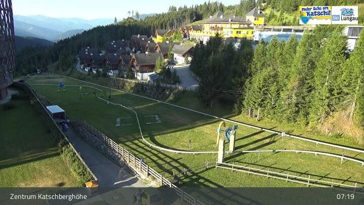 Archiv Foto Webcam Rennweg: Zentrum Katschberghöhe