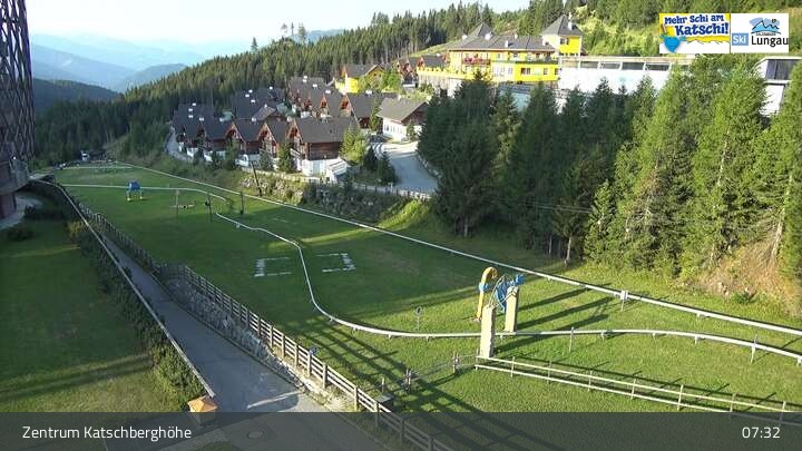 Archiv Foto Webcam Rennweg: Zentrum Katschberghöhe