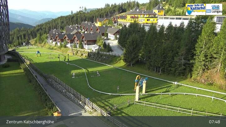 Archiv Foto Webcam Rennweg: Zentrum Katschberghöhe