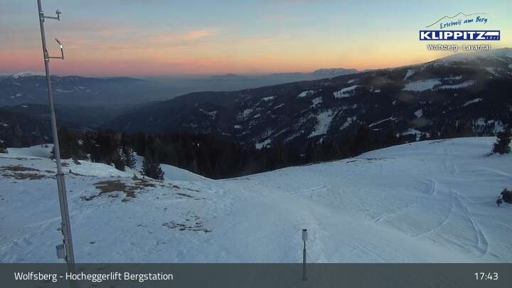 Archived image Webcam Wolfsberg - Hocheggerlift Top