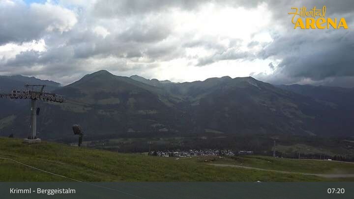 Archived image Webcam Hochkrimml - View Berggeistalm