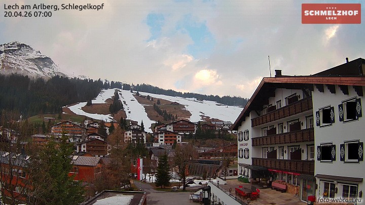 Archived image Webcam Hotel Schmelzhof (Lech)