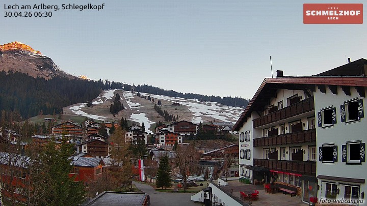 Archived image Webcam Hotel Schmelzhof (Lech)
