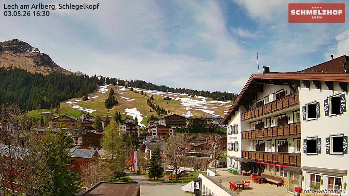 Archiv Foto Webcam Lech: Hotel Schmelzhof