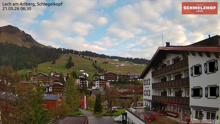 Archived image Webcam Hotel Schmelzhof (Lech)
