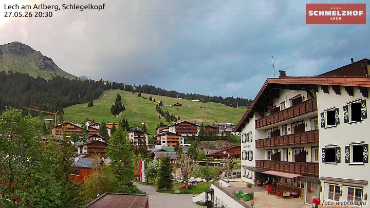 Archived image Webcam Hotel Schmelzhof (Lech)