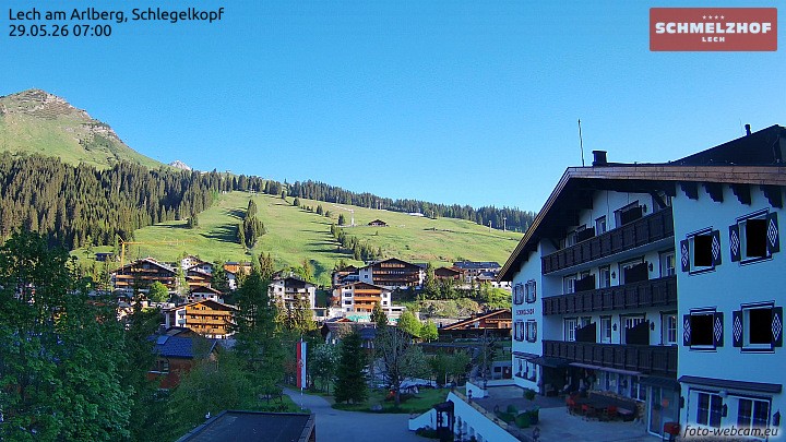 Archived image Webcam Hotel Schmelzhof (Lech)