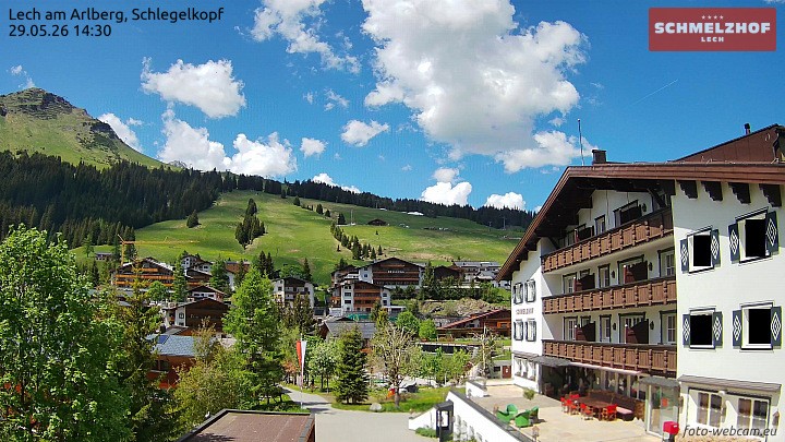 Archived image Webcam Hotel Schmelzhof (Lech)