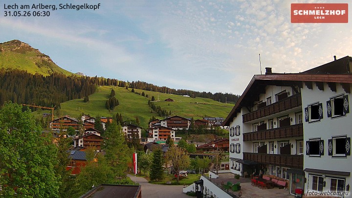 Archived image Webcam Hotel Schmelzhof (Lech)