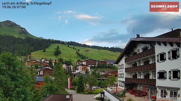 Archiv Foto Webcam Lech: Hotel Schmelzhof