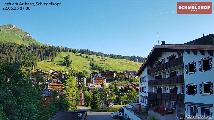 Archived image Webcam Hotel Schmelzhof (Lech)