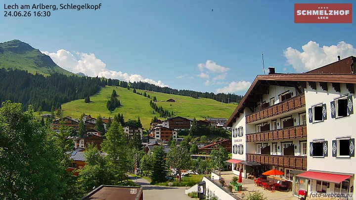 Archiv Foto Webcam Lech: Hotel Schmelzhof