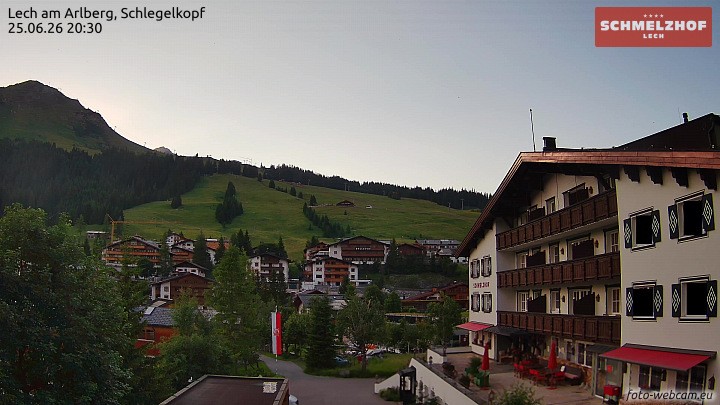 Archived image Webcam Hotel Schmelzhof (Lech)