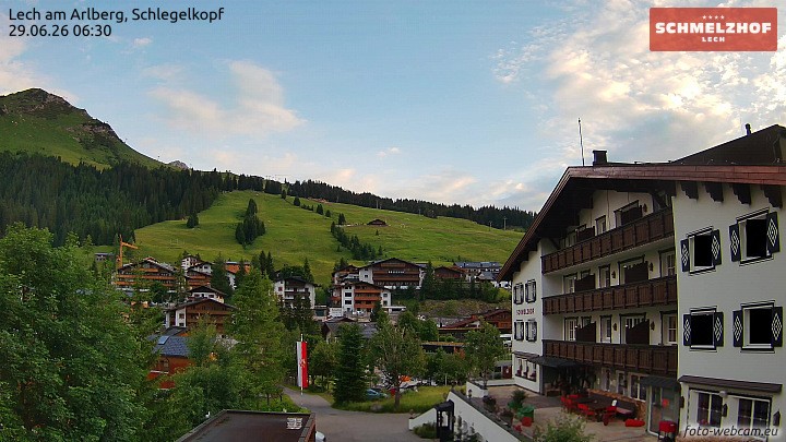 Archived image Webcam Hotel Schmelzhof (Lech)