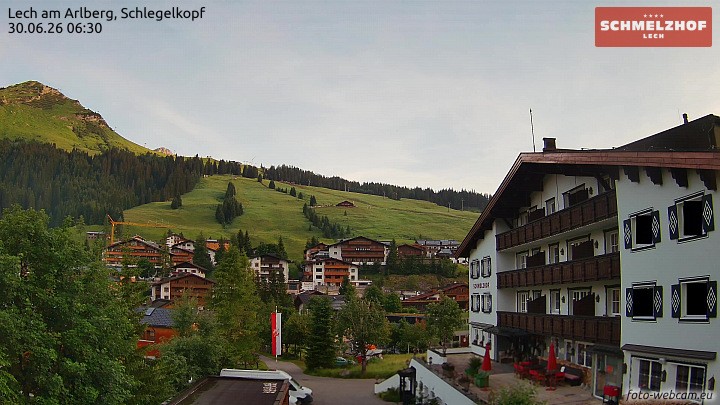 Archived image Webcam Hotel Schmelzhof (Lech)