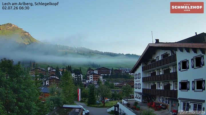 Archived image Webcam Hotel Schmelzhof (Lech)