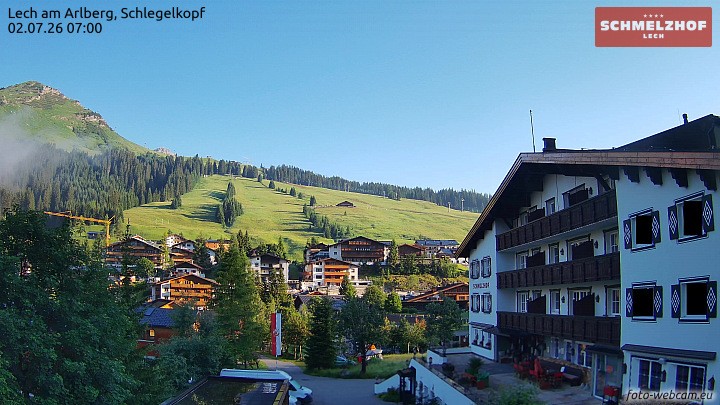 Archived image Webcam Hotel Schmelzhof (Lech)