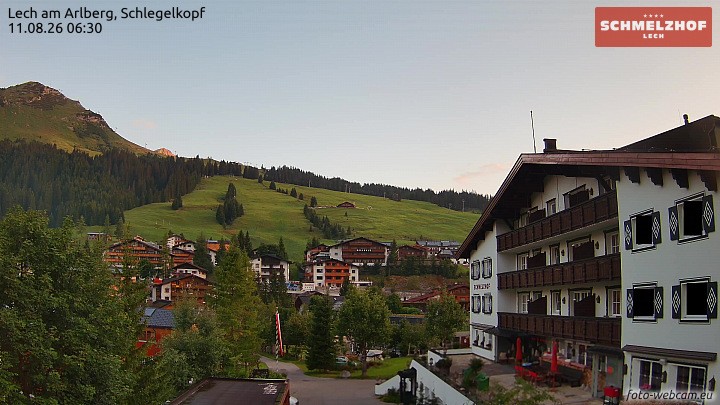 Archived image Webcam Hotel Schmelzhof (Lech)