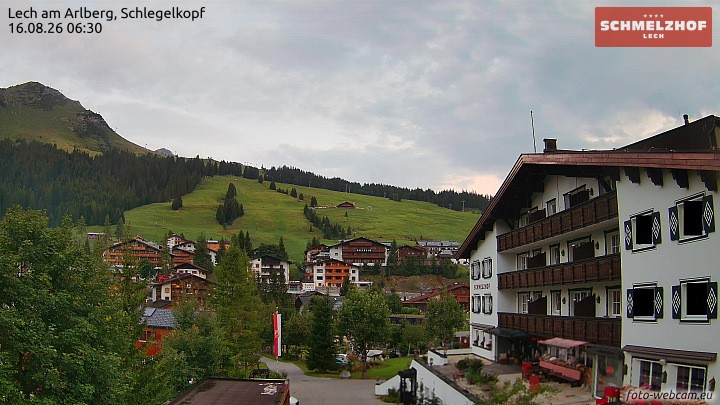 Archived image Webcam Hotel Schmelzhof (Lech)