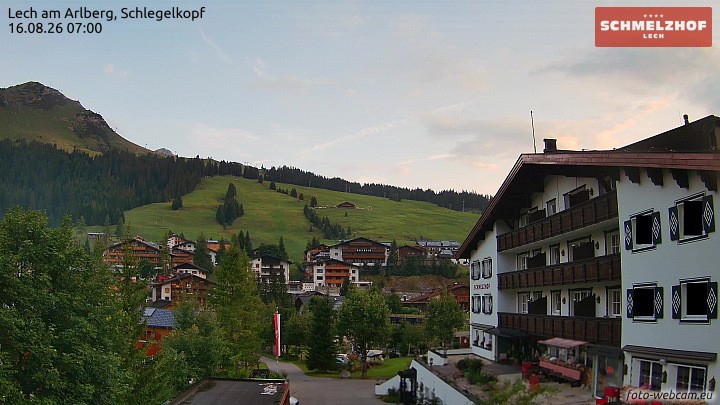 Archived image Webcam Hotel Schmelzhof (Lech)
