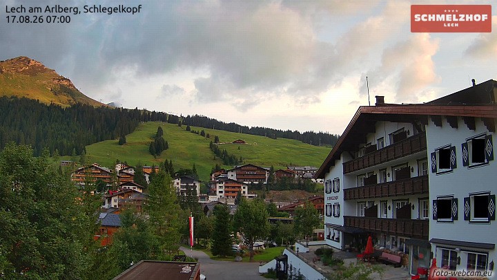Archived image Webcam Hotel Schmelzhof (Lech)
