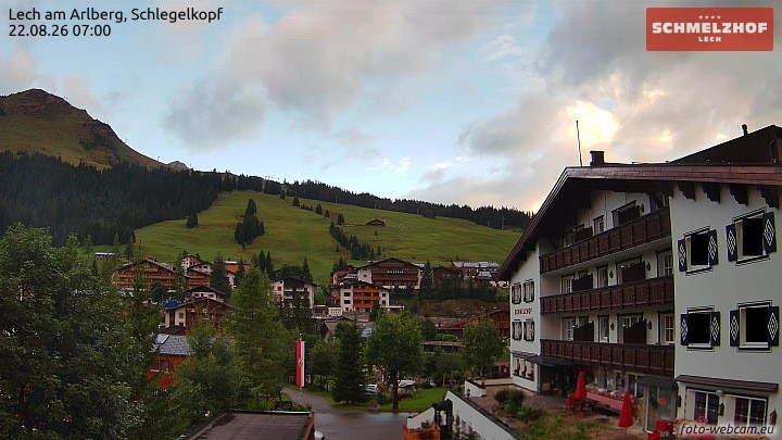 Archived image Webcam Hotel Schmelzhof (Lech)