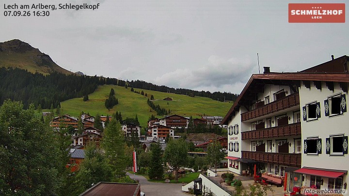Archived image Webcam Hotel Schmelzhof (Lech)