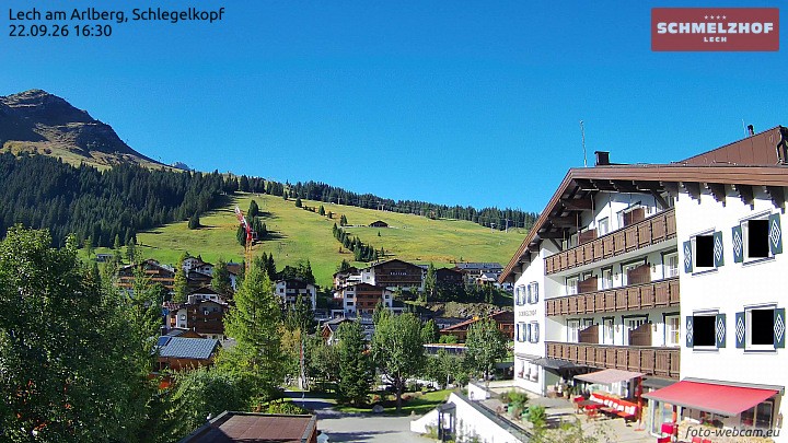 Archiv Foto Webcam Lech: Hotel Schmelzhof