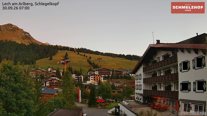 Archived image Webcam Hotel Schmelzhof (Lech)