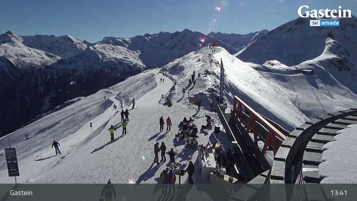 Archiv Foto Webcam Stubnerkogel Bergstation Süd
