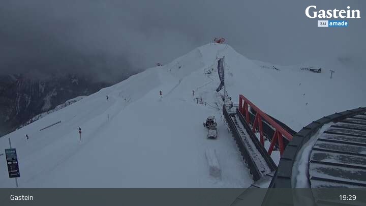 Archiv Foto Webcam Stubnerkogel Bergstation Süd
