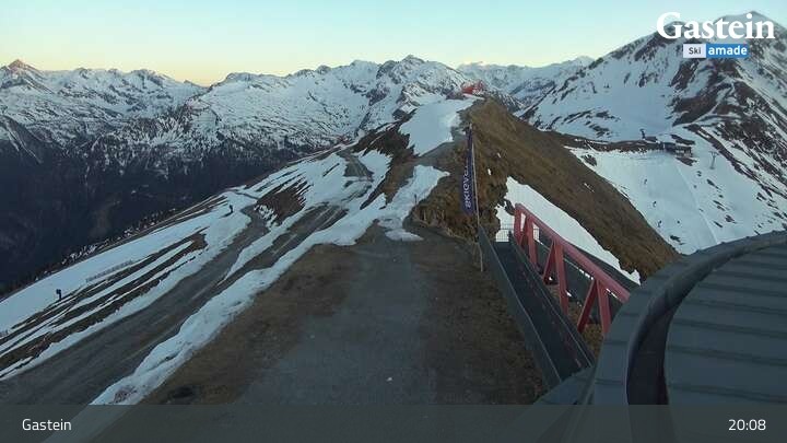 Archiv Foto Webcam Stubnerkogel Bergstation Süd