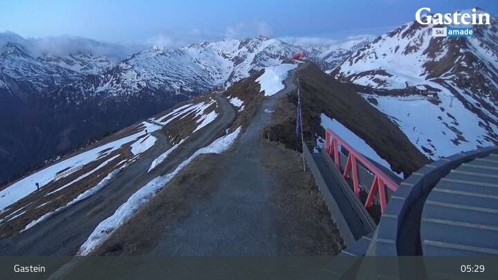 Archiv Foto Webcam Stubnerkogel Bergstation Süd