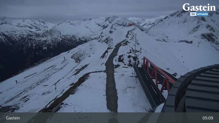 Archiv Foto Webcam Stubnerkogel Bergstation Süd